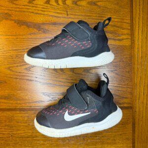 Nike | Toddler Free Run Slip-On Shoes | Red/Black | Size 6C | Lightly Worn